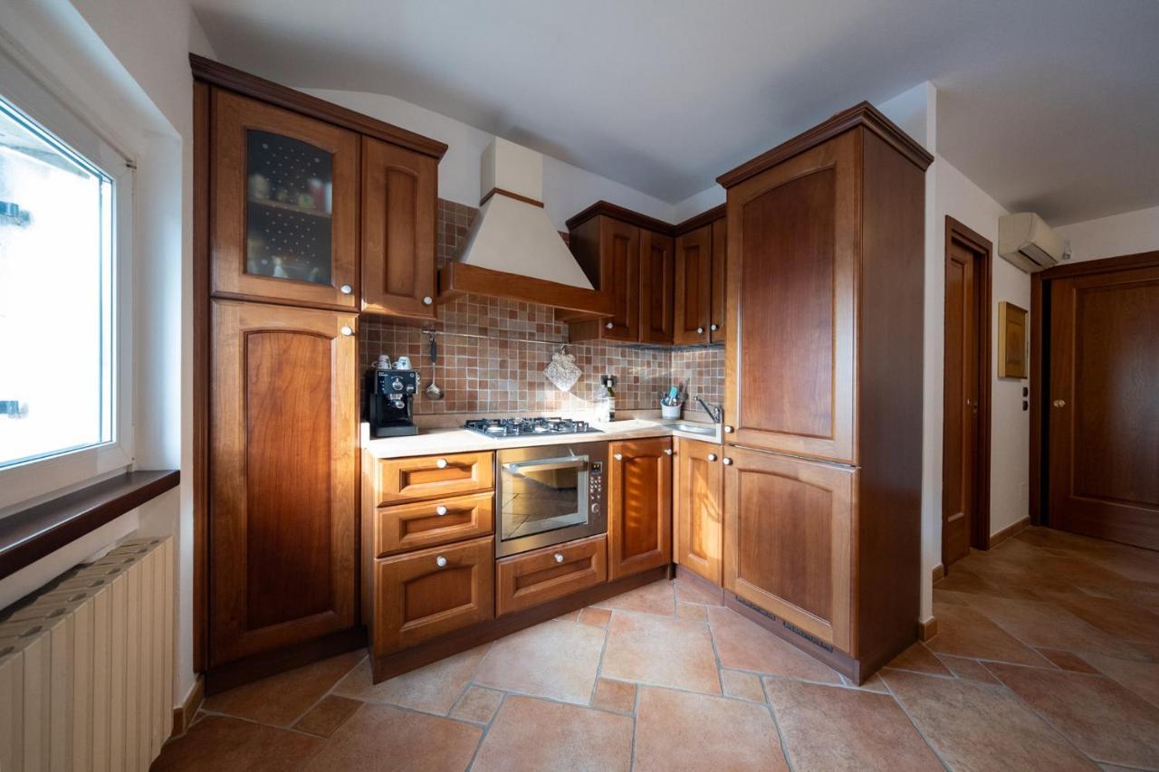 Apartmentsgarda - Baia Del Garda 5 Екстериор снимка