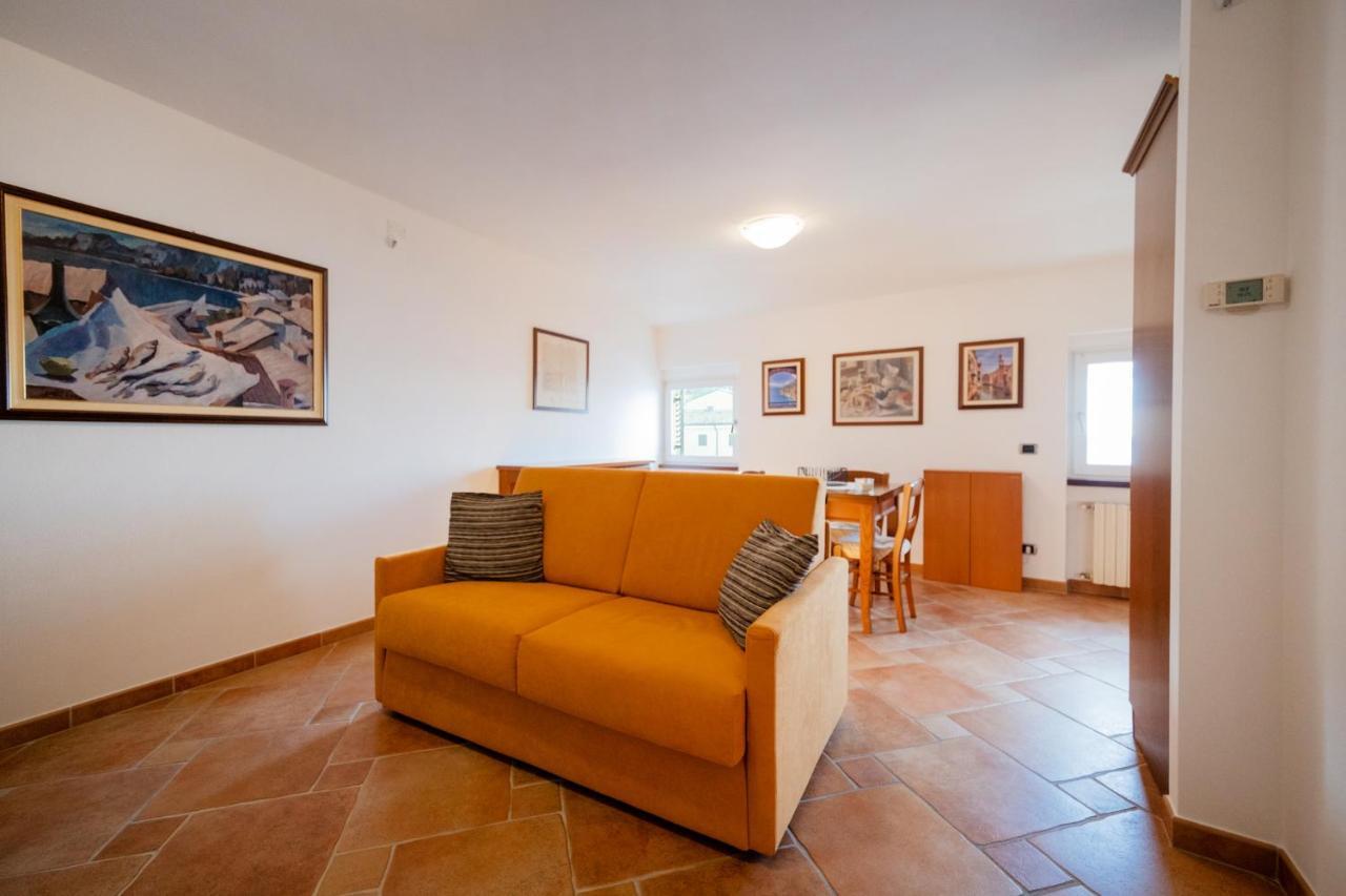 Apartmentsgarda - Baia Del Garda 5 Екстериор снимка