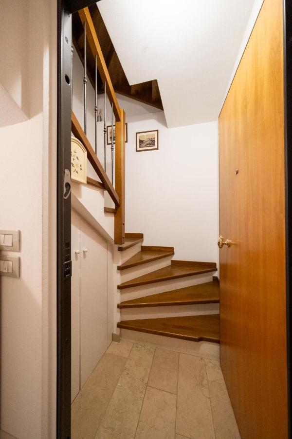 Apartmentsgarda - Baia Del Garda 5 Екстериор снимка